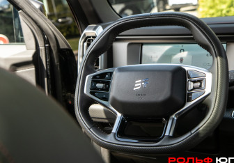 Подержанный автомобиль Jetour T2 2024 года (11 фото)
