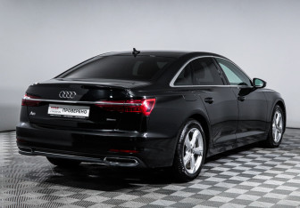 Подержанный автомобиль Audi A6 Sedan 2022 года (5 фото)