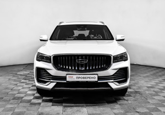 Подержанный автомобиль Geely Monjaro 2023 года (2 фото)