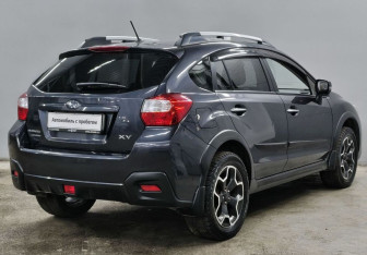 Подержанный автомобиль Subaru XV 2013 года (5 фото)