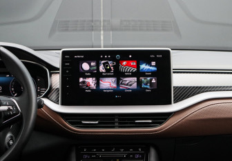 Подержанный автомобиль Skoda Kodiaq 2023 года (12 фото)