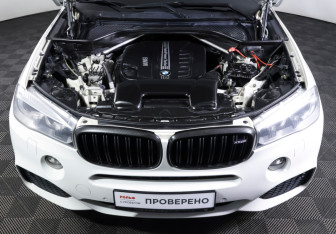Подержанный автомобиль BMW X5 2014 года (9 фото)