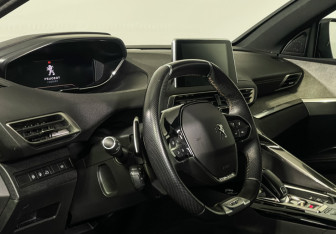 Подержанный автомобиль Peugeot 3008 2021 года (13 фото)