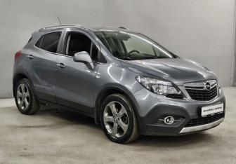 Подержанный автомобиль Opel Mokka 2014 года (3 фото)