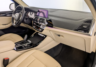 Подержанный автомобиль BMW X3 2021 года (11 фото)