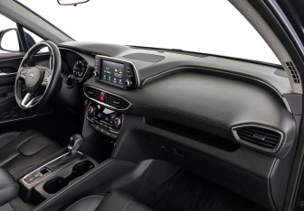 Подержанный автомобиль Hyundai Santa Fe 2020 года (13 фото)