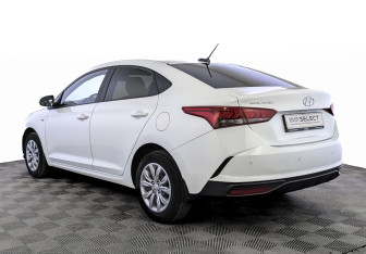 Подержанный автомобиль Hyundai Solaris Sedan 2020 года (7 фото)