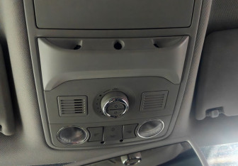 Подержанный автомобиль Skoda Yeti 2012 года (15 фото)