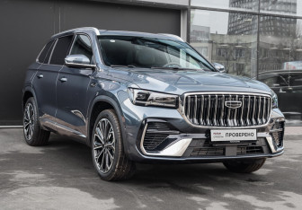 Подержанный автомобиль Geely Monjaro 2025 года (3 фото)