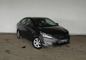 Подержанный автомобиль Hyundai Solaris Sedan 2016 года (3 фото)