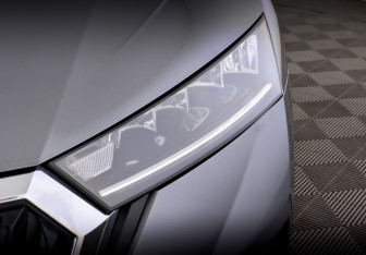 Подержанный автомобиль Skoda Octavia Liftback 2021 года (17 фото)