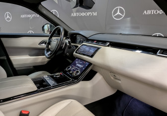 Подержанный автомобиль Land Rover Range Rover Velar 2018 года (11 фото)