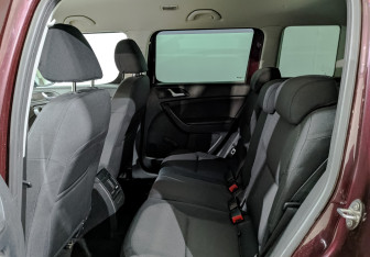 Подержанный автомобиль Skoda Yeti 2014 года (17 фото)