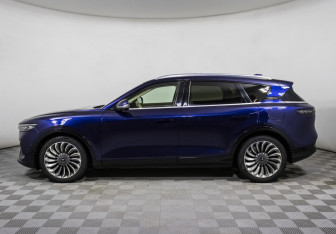 Подержанный автомобиль Voyah Free 2023 года (8 фото)