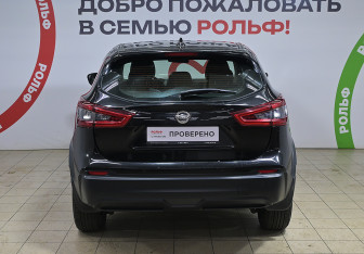 Подержанный автомобиль Nissan Qashqai 2019 года (5 фото)