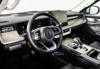 Подержанный автомобиль Tank 500 2023 года (13 фото)