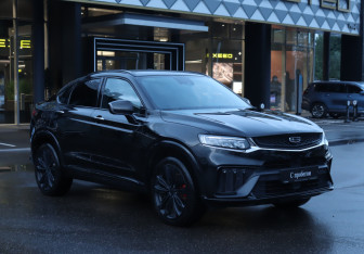 Подержанный автомобиль Geely Tugella 2023 года (3 фото)