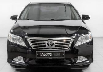 Подержанный автомобиль Toyota Camry Sedan 2014 года (2 фото)
