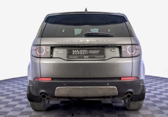 Подержанный автомобиль Land Rover Discovery Sport 2016 года (6 фото)