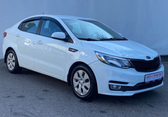 Подержанный автомобиль Kia Rio Sedan 2016 года (3 фото)