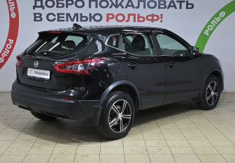 Подержанный автомобиль Nissan Qashqai 2019 года (4 фото)