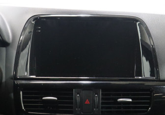 Подержанный автомобиль Mazda CX-5 2013 года (20 фото)