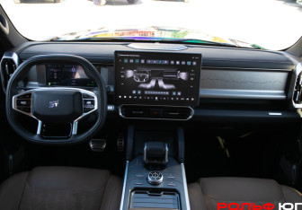 Подержанный автомобиль Jetour T2 2024 года (11 фото)