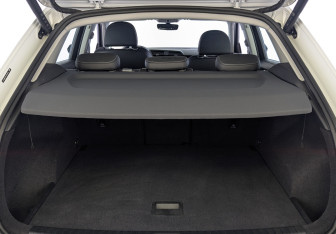 Подержанный автомобиль Audi Q3 2023 года (10 фото)