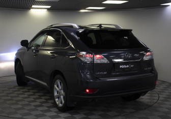 Подержанный автомобиль Lexus RX 2010 года (21 фото)