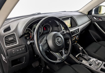 Подержанный автомобиль Mazda CX-5 2016 года (16 фото)