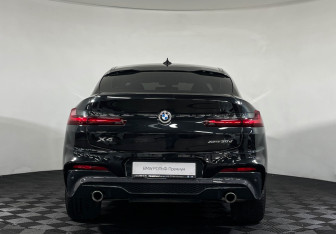 Подержанный автомобиль BMW X4 2021 года (4 фото)