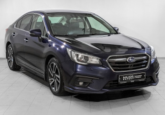 Подержанный автомобиль Subaru Legacy Sedan 2019 года (3 фото)