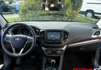 Подержанный автомобиль LADA (ВАЗ) Vesta Sedan 2016 года (10 фото)