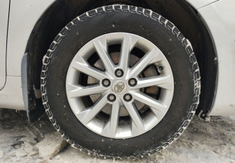 Подержанный автомобиль Toyota Camry Sedan 2014 года (14 фото)