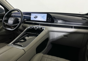 Подержанный автомобиль Exeed RX 2023 года (9 фото)