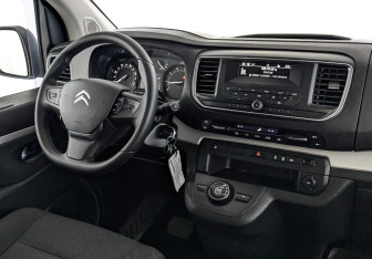 Подержанный автомобиль Citroen SpaceTourer 2021 года (29 фото)