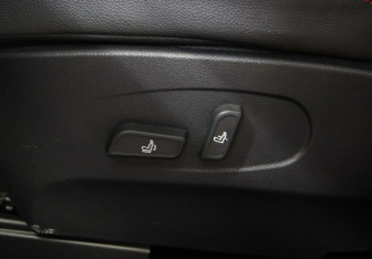 Подержанный автомобиль DongFeng AX7 2017 года (16 фото)