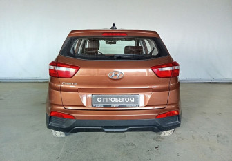 Подержанный автомобиль Hyundai Creta 2016 года (5 фото)