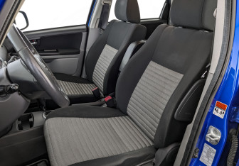 Подержанный автомобиль Suzuki SX4 Hatchback 2012 года (20 фото)