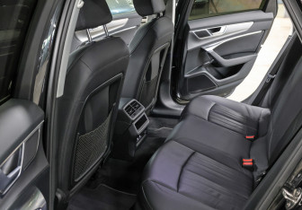 Подержанный автомобиль Audi A6 Sedan 2019 года (12 фото)