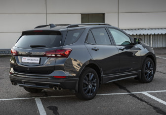 Подержанный автомобиль Chevrolet Equinox 2022 года (6 фото)