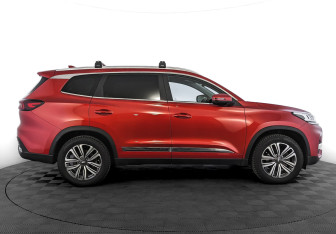 Подержанный автомобиль Chery Tiggo 8 2021 года (4 фото)