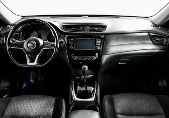 Подержанный автомобиль Nissan X-Trail 2019 года (10 фото)