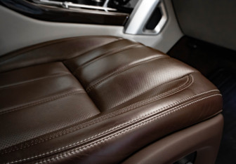 Подержанный автомобиль Land Rover Range Rover 2016 года (29 фото)