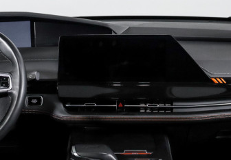 Подержанный автомобиль Changan UNI-K 2023 года (13 фото)