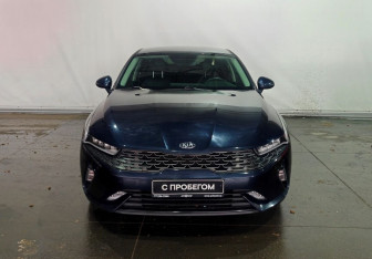 Подержанный автомобиль Kia K5 2020 года (2 фото)
