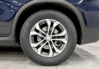 Подержанный автомобиль Mercedes-Benz GLC Coupe 2015 года (18 фото)