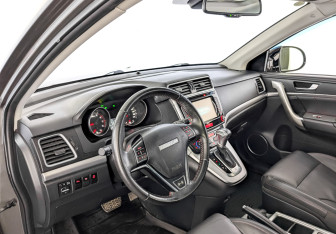 Подержанный автомобиль Haval H6 2019 года (16 фото)