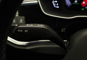 Подержанный автомобиль Audi Q3 Sportback 2021 года (13 фото)