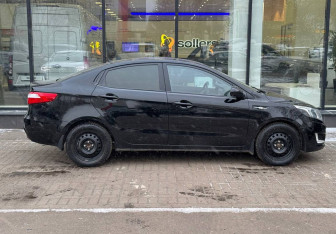 Подержанный автомобиль Kia Rio Sedan 2014 года (4 фото)